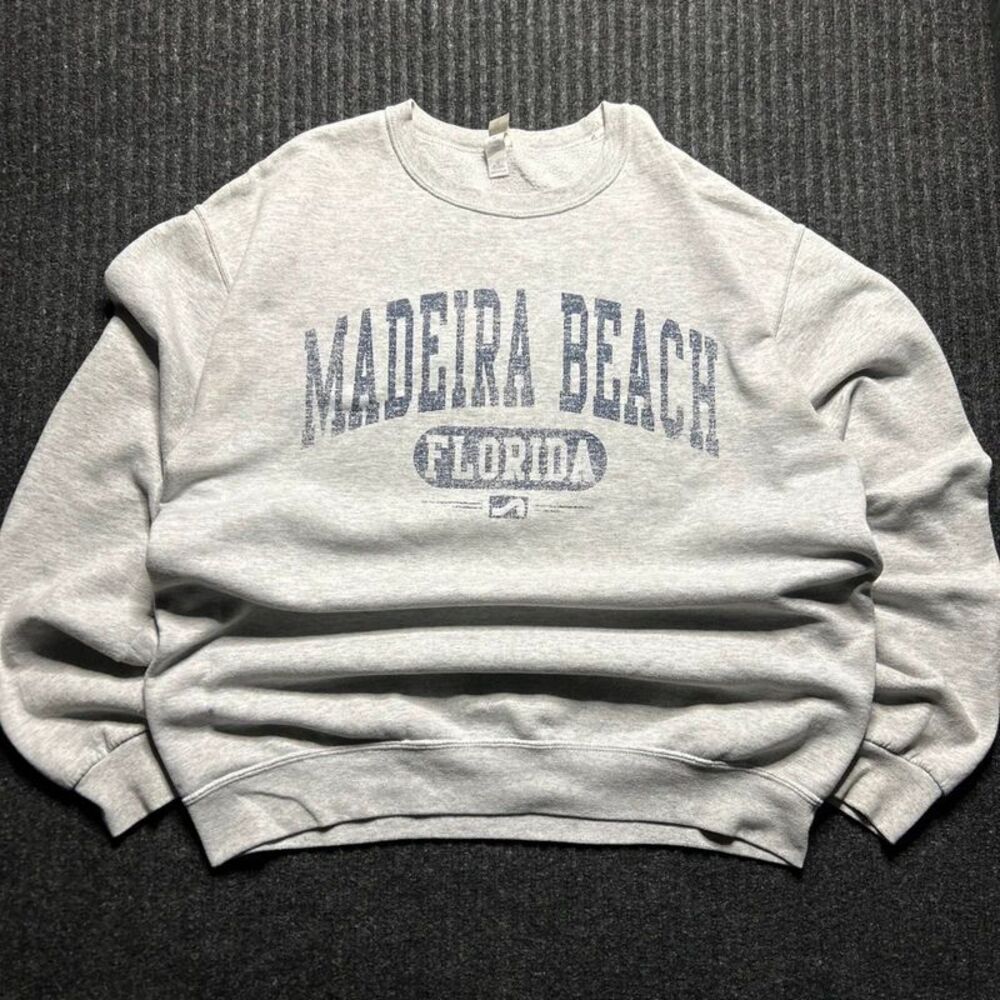 Jerzees Madeira Beach Florida Graphic Crewneck – M